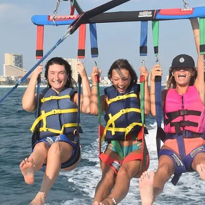 Parasailing along Fort Lauderdale Beach